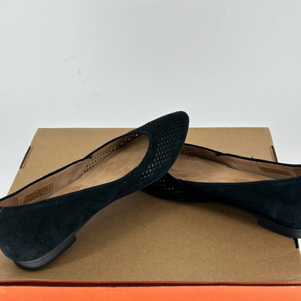 Vionic Posey Black Pointed Perforated Suede Cutout Flats Casual Chic 7.5 - Picture 6 of 8